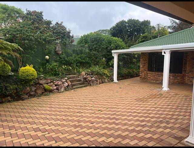 3 BEDROOM HOUSE TO LET IN GILLITTS